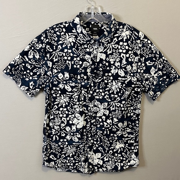 Vans Other - Vans Men's Medium Tailored Fit Dark Blue and White Cotton Floral Batik Shirt